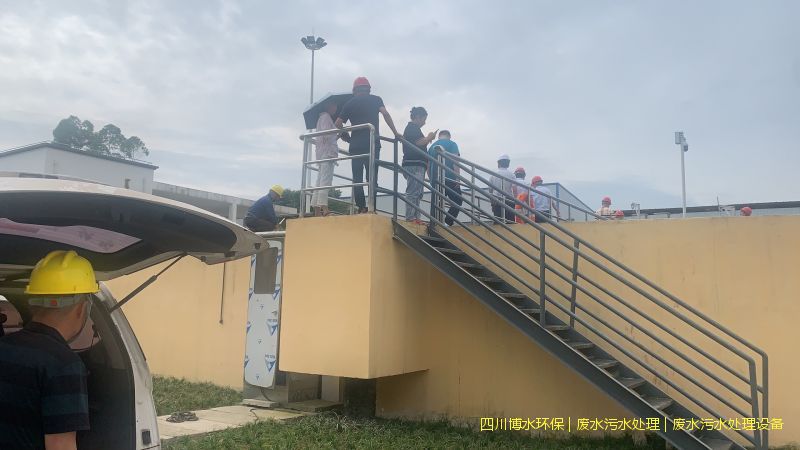 成都廢水處理機(jī)器